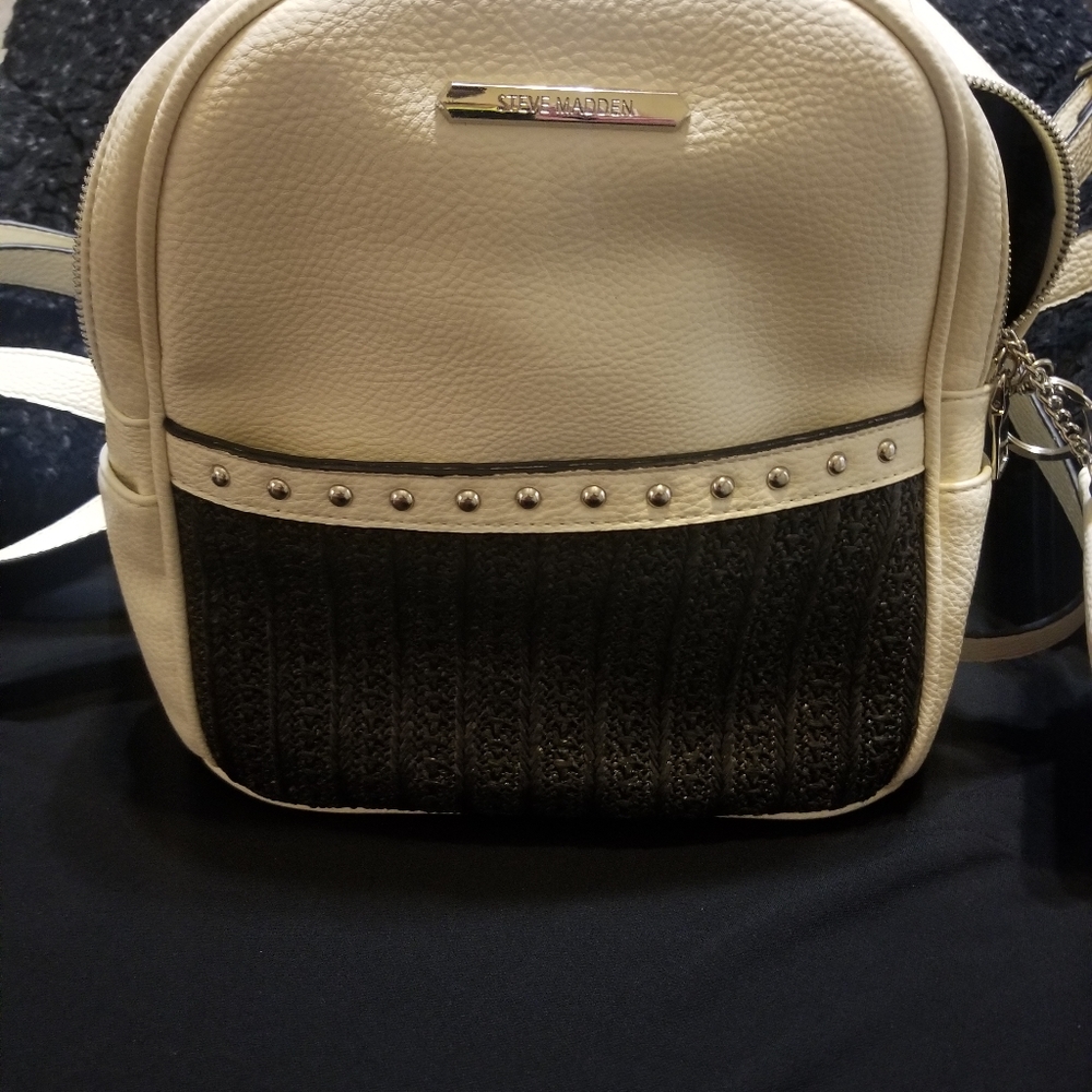 BackPack Purse - Picture 4 of 5
